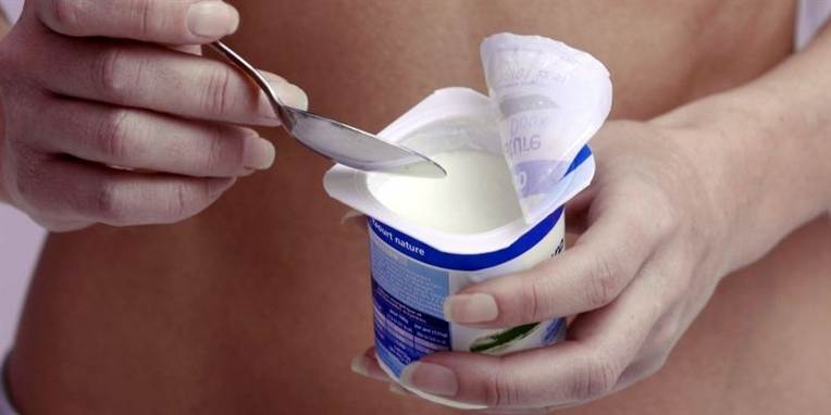 Det har længe været kendt, at yoghurt er godt for maven. Men måske er det også godt for din psyke.