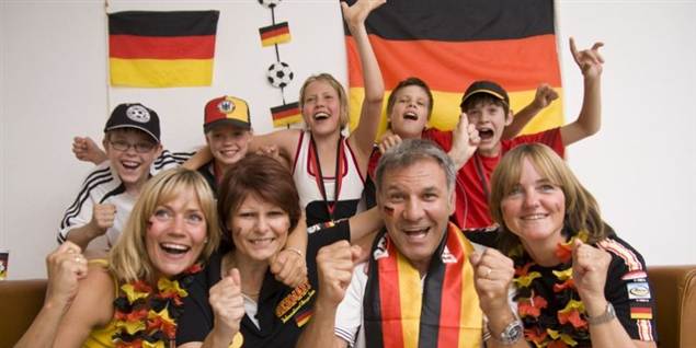 Tyskerne smiler over fodbold, men smiler de ligeså meget efter en milliardregning til EU?