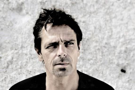 Michael Falchs datter har valgt at spille musik
