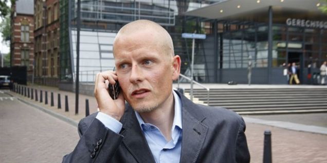 Kyllingen vil meget gerne slutte karrieren ordentligt af. Han håber på en håndsudrækning fra Bjarne Riis.