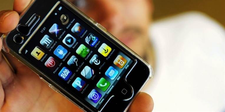 Ødelægger din telefon din hjerne med stråler?