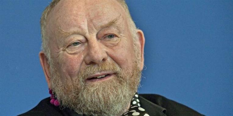 Kurt Westergaard har været i fare, siden han tegnede Muhammed med en bombe i turbanen.