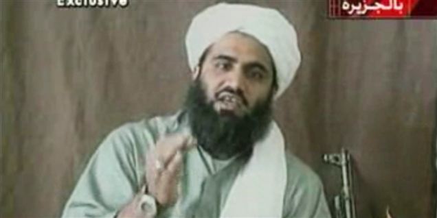 Sulaiman Abu Ghaith har truet det amerikanske folk og advaret dem mod 'en stor hær, som samler sig', og 'en storm, der ikke stopper, især ikke stormen fra luften'.