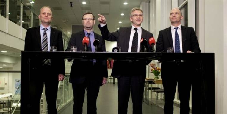 Det var tilfredse forhandlere, der fremlagde overenskomsten klokken 18 søndag aften.