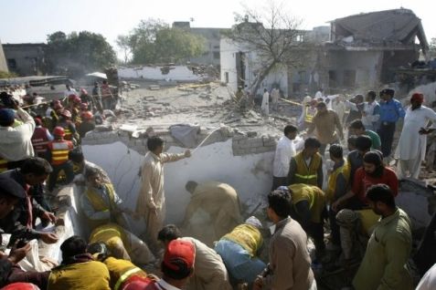 I mandags blev Lahore også ramt af en dødelig bombesprængning.