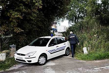 Politiet ransagede i nat og hele dagen en landejendom ved Sengeløse.