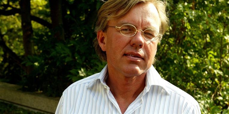 Penis- og brystlægen Jørn Ege mener, at han på trods af to mislykkede penisforlængelser ikke er dårligere til sit job end andre læger.