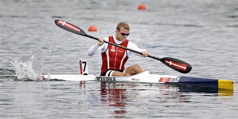 René Holten Poulsen blev en skuffende nummer fire på 1.000 meter. Den 36-årige Eirik Verås Larsen snuppede guldet.