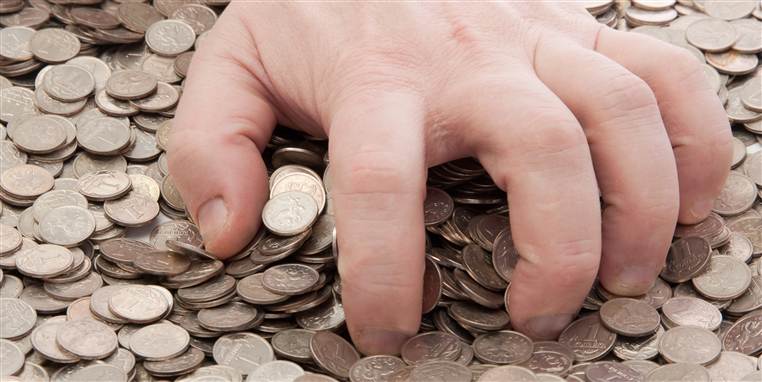 Susanne blev 20.000 kroner fattigere, fordi hendes chef fik hende til at skrive under på en kontrakt, der sagde, at hun kun havde et ferievarsel på en måned, hvis hun blev fyret.&nbsp;