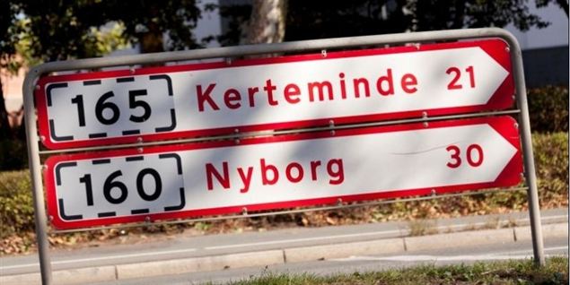 Hvor pokker ligger de to byer? Jeg gider ikke nogen af stederne...