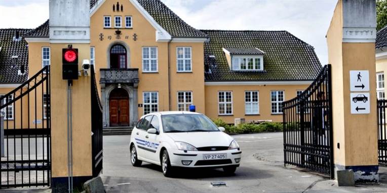 Asylansøgerne skal ud af blandt andet Sandholmlejren, mener regeringen i ny asylplan.