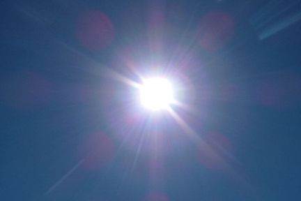 Skandinaviske kvinder skal passe på ferien under sydens sol.
 Foto: Lykaestria/wikimedia