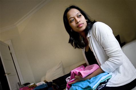 Udlændinge som Isabel Lagang står svagt i en konflikt med en arbejdsgiver, fordi deres opholdstilladelse er bundet til deres job.