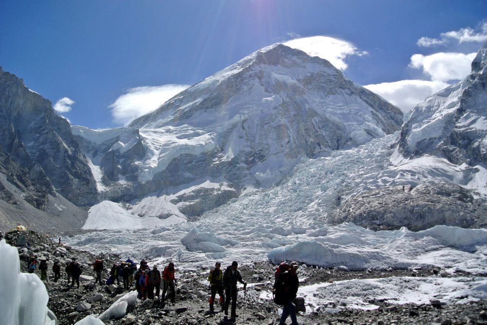 Flere dukker op på Mount Everest Avisen.dk