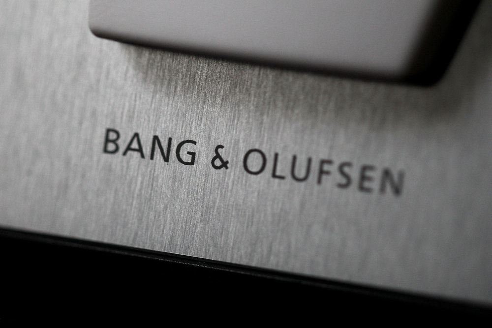 skilt med påskriften Bang & Olufsen