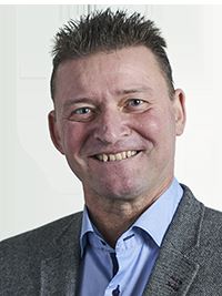 Lars Thelander Bostrøm