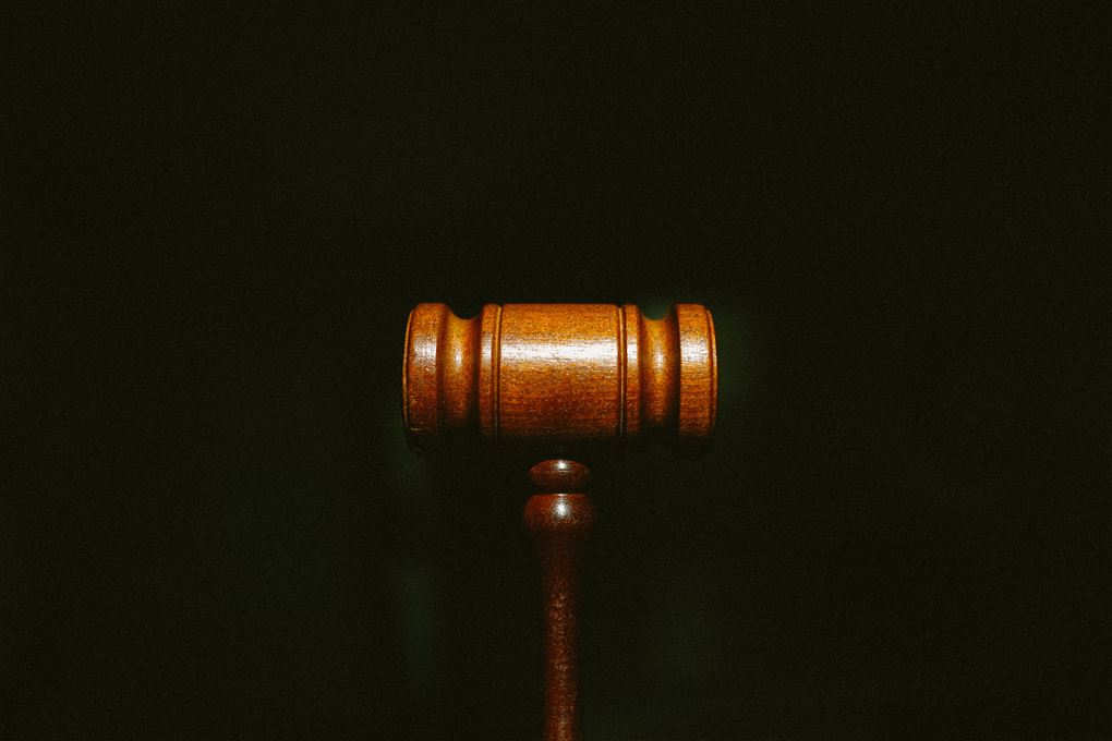 En hammer fra et retslokale