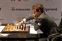 Magnus Carlsen ved brættet