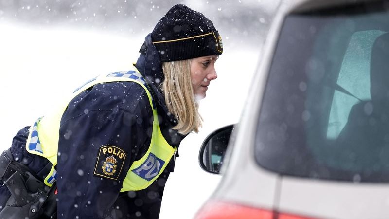 Danskere uden test afvises på grænsen mellem Norge og Sverige
