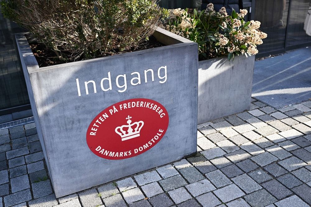 skilt ved retten på Frederiksberg