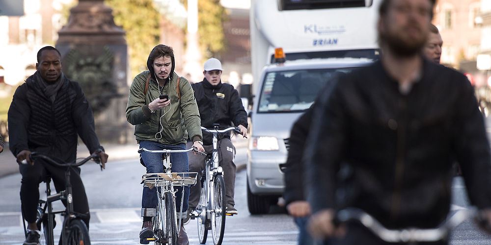 Flertal danskerne: Cykelhjelm skal være lovpligtig -