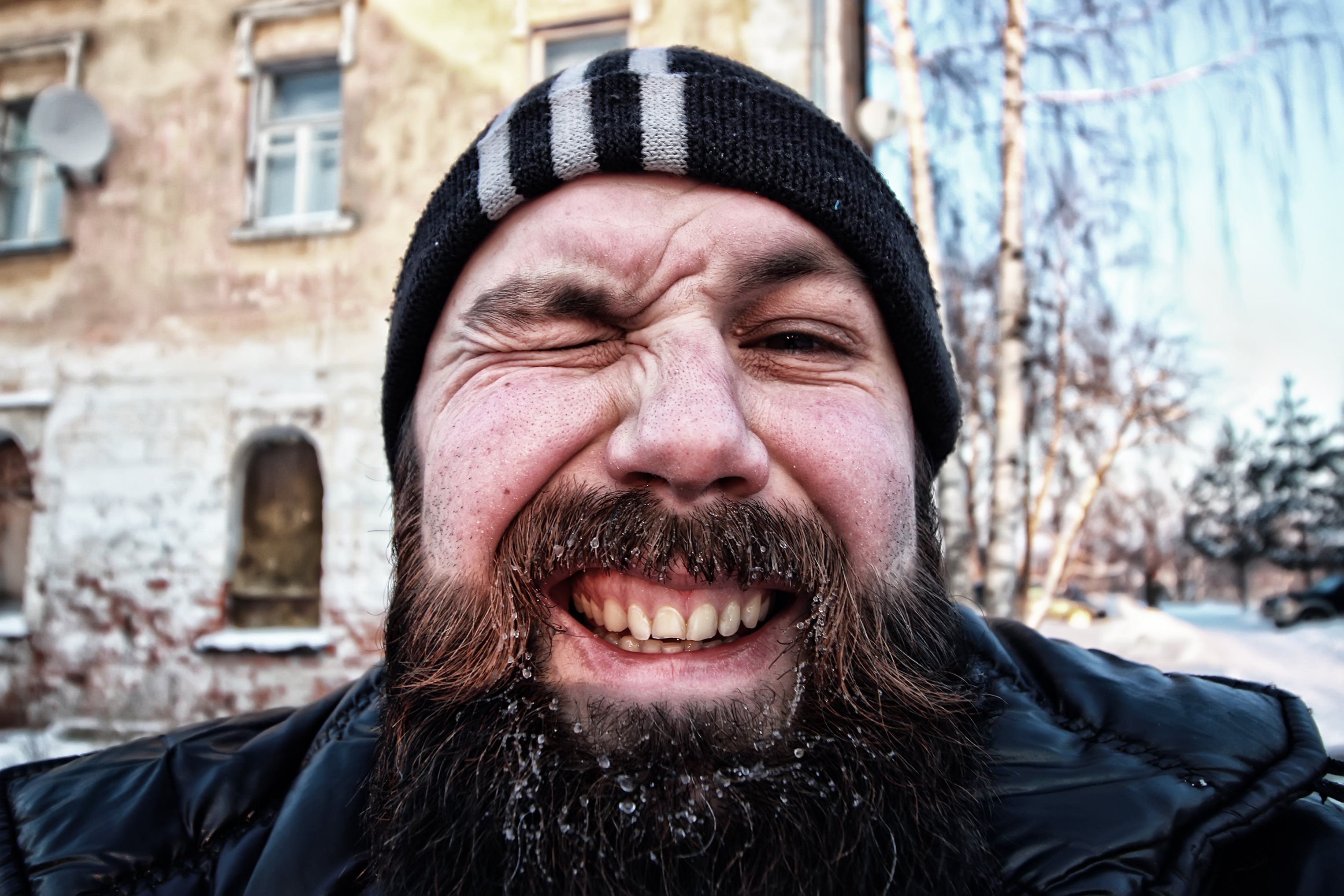Бомж с бородой