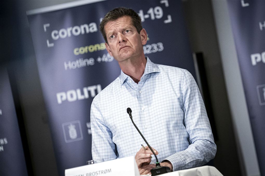 Sundhedstens direktør Søren Brostrøm på et pressemøde
