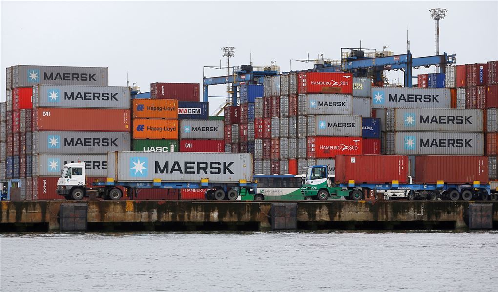 mærsk containere på havnen