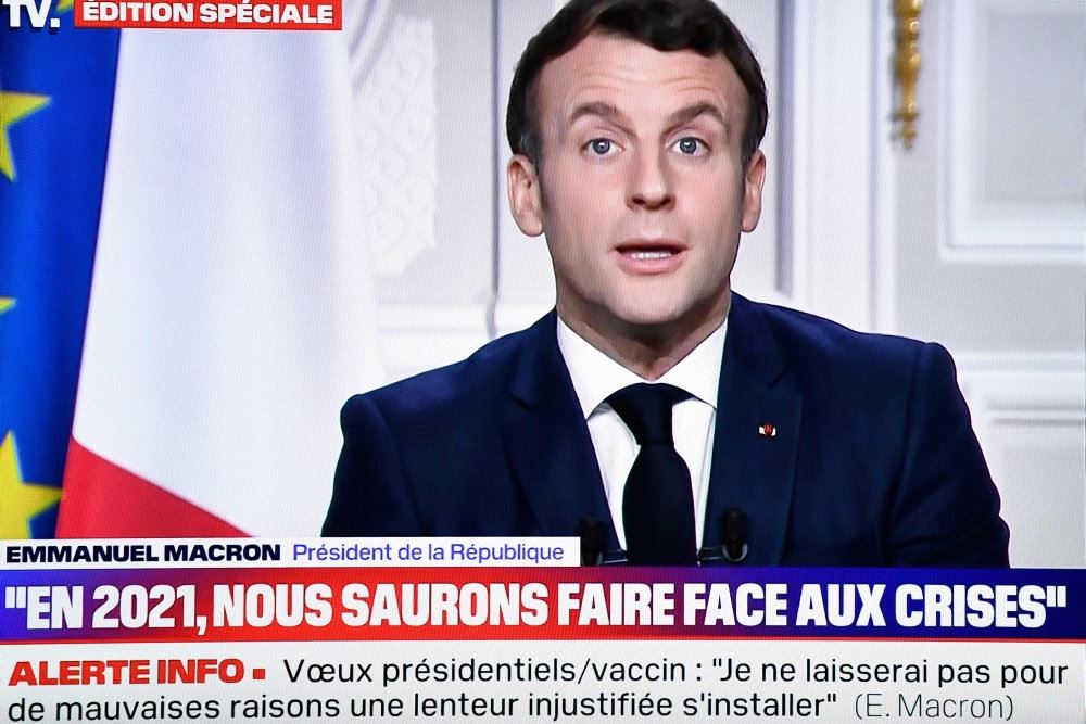 Emmanuel Macron påm tv