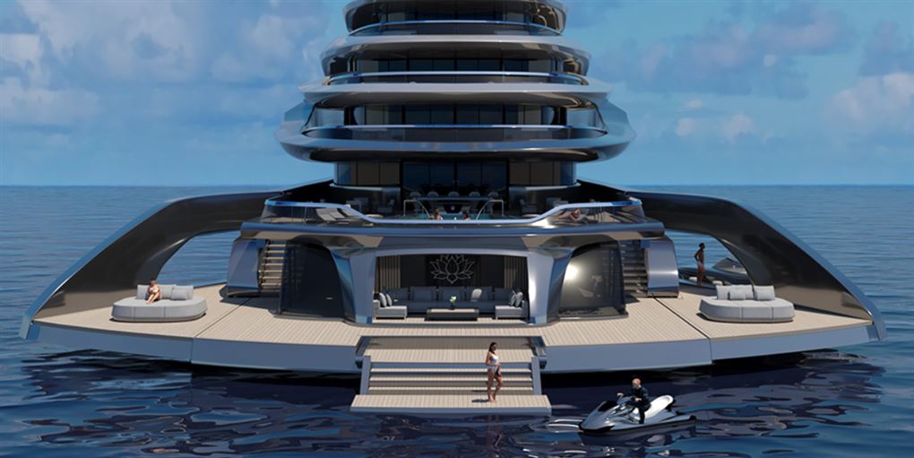 En enorm yacht med udslået agterstavn