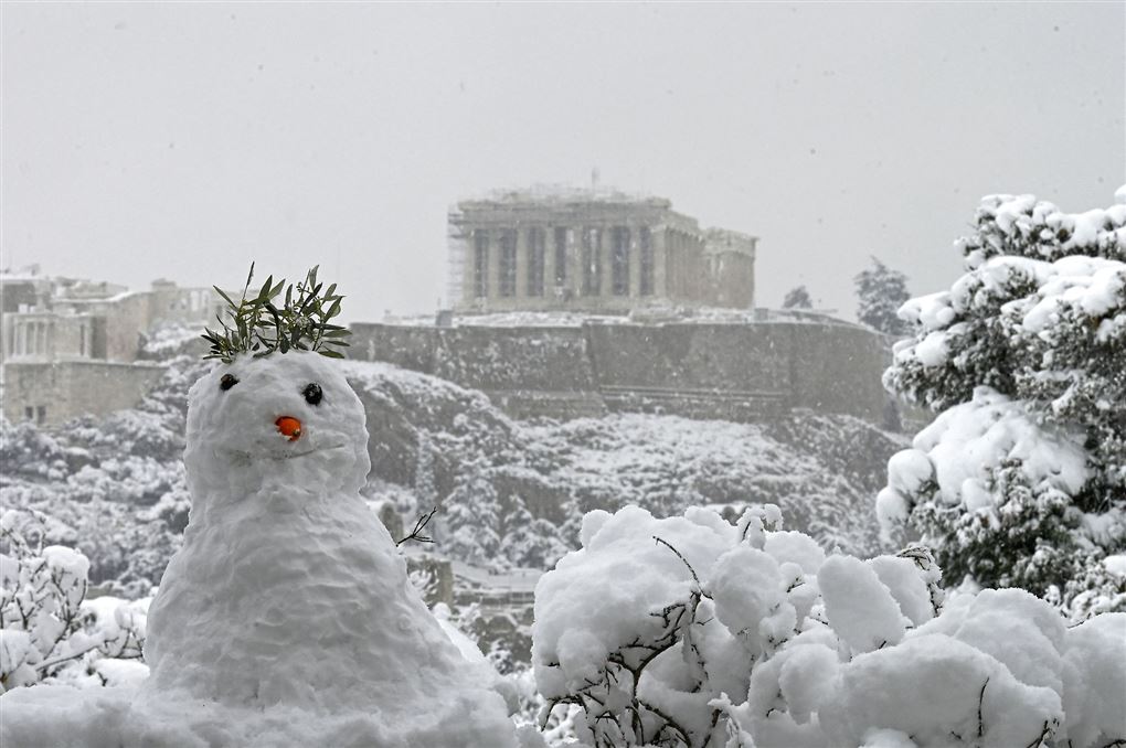 Akropolis er snedækket
