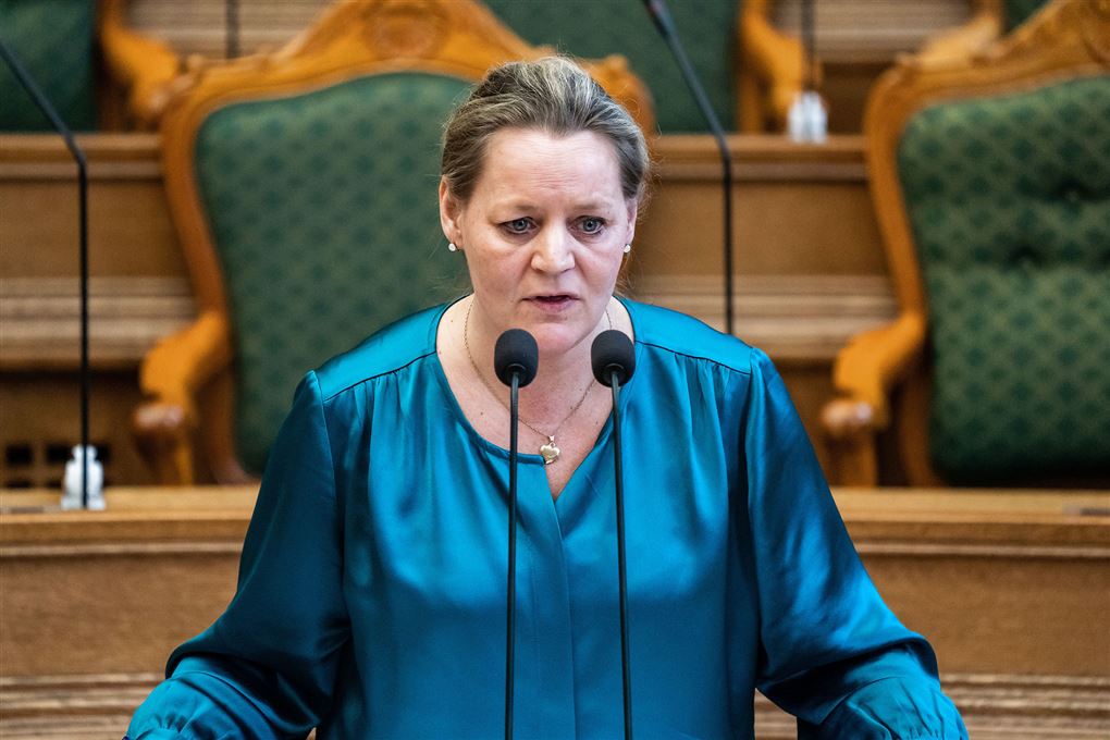Karina Adsbøl i Folketinget