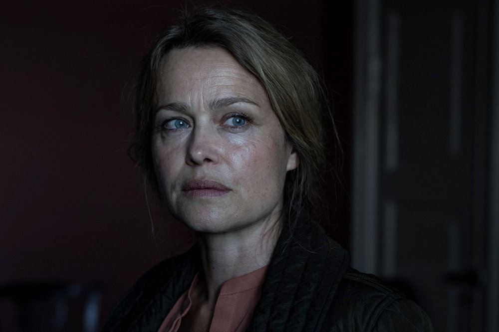 Helle Fagralid med sammenbidt udtryk