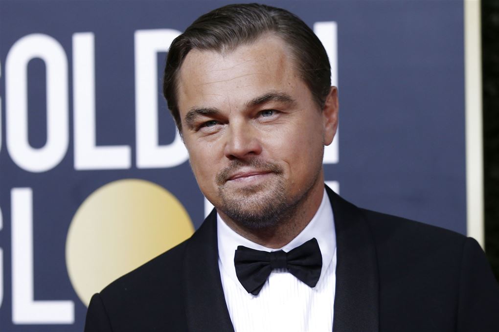 Leonardo DiCaprio poserer for kameraet 