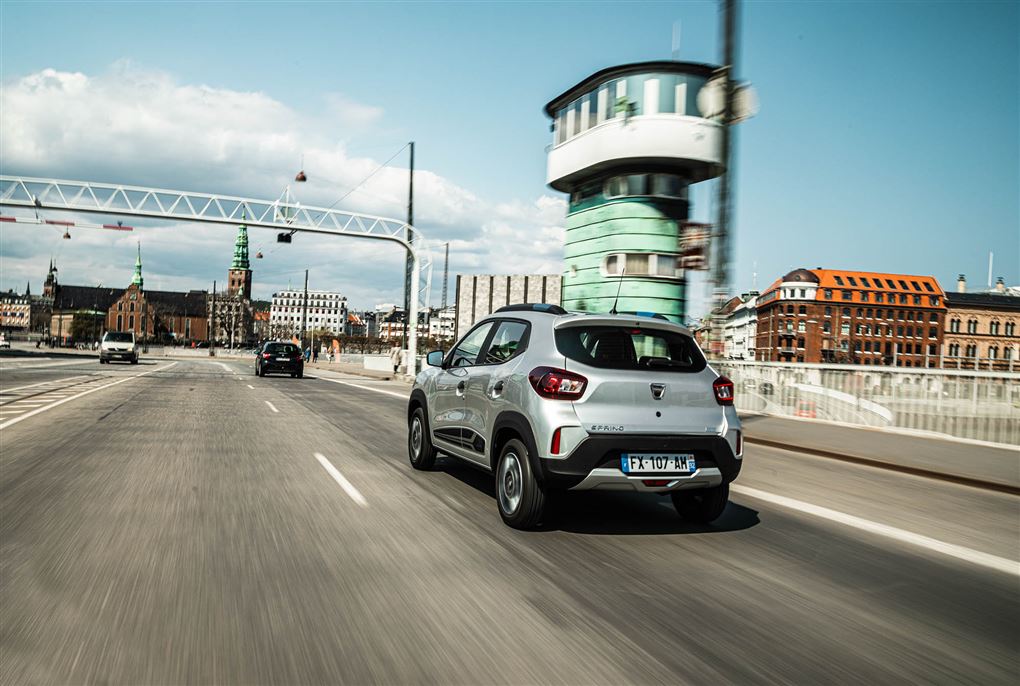 En Dacia bagfra på Knippelsbro