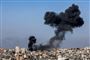  tyk røgsøjle stiger op over Gaza City