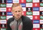 kasper schmeichel taler på pressemøde 