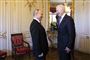 putin og Biden står overfor hinanden
