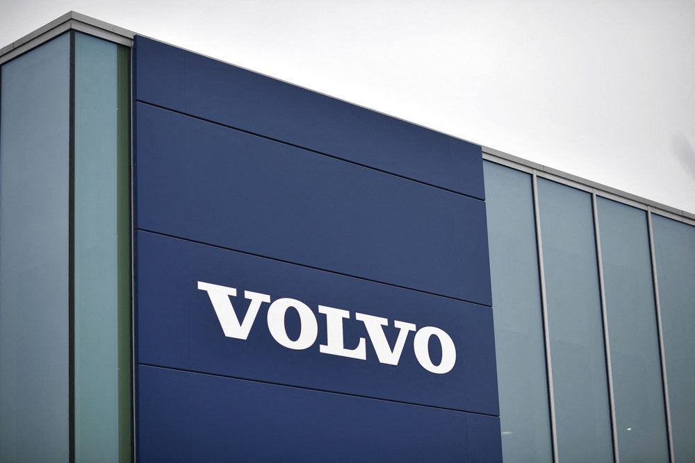 volvo-logo på bygning