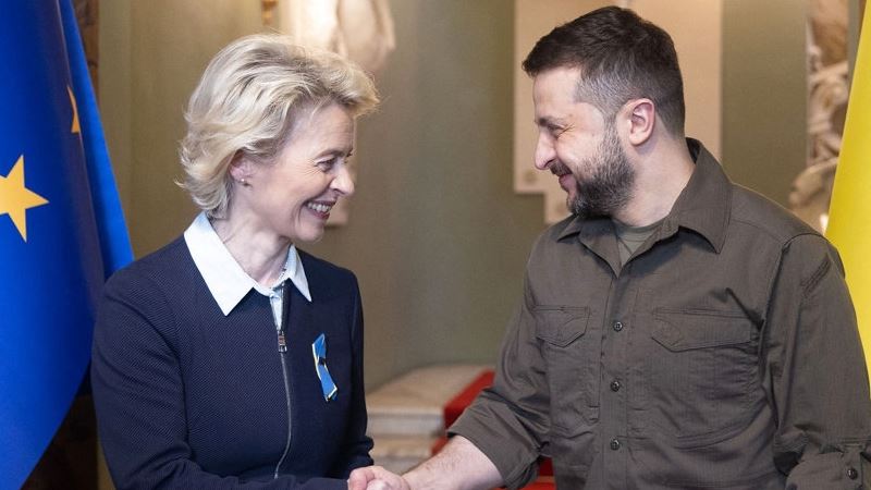Ursula von der Leyen og Volodymyr Zelenskyj 