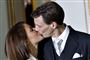 Prins Joachim og prinsesse Marie kysser