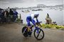 En cykelrytter knokler derudaf