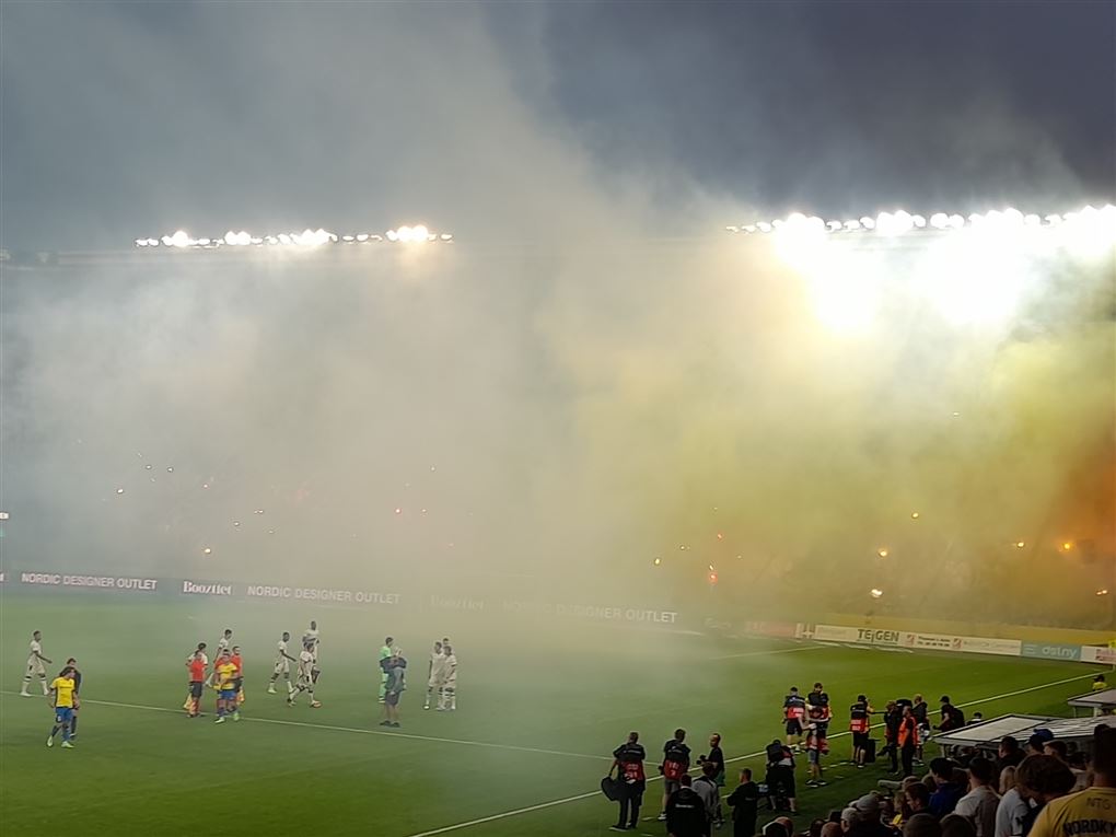røg på stadion