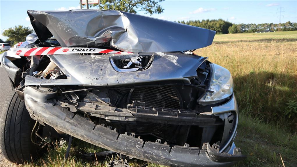 totalt smadret bil