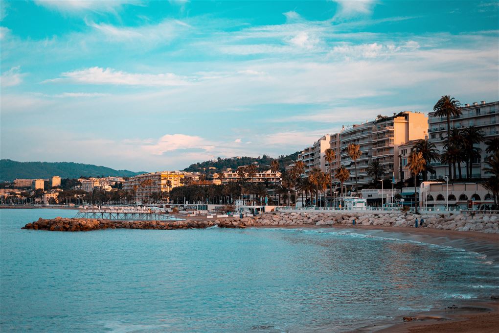 Cannes set fra vandet.