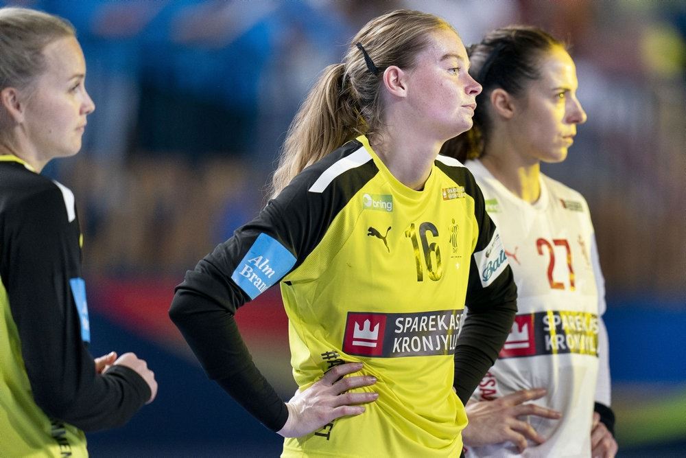 to håndboldkvinder