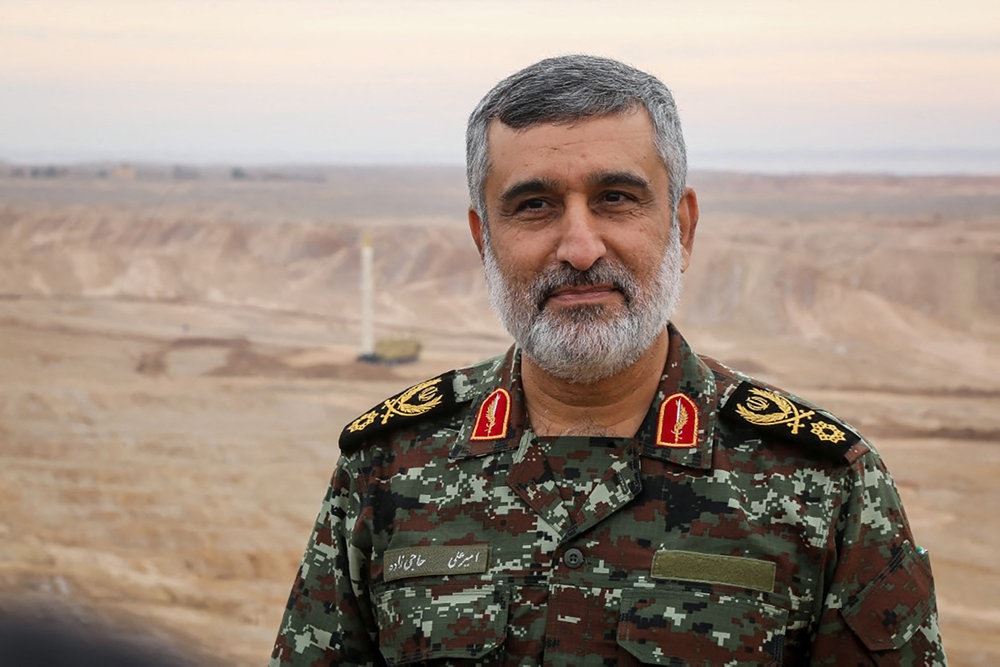 Iransk mand i militær uniform