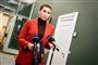 Statsminister Mette Frederiksen taler til flere mikrofoner