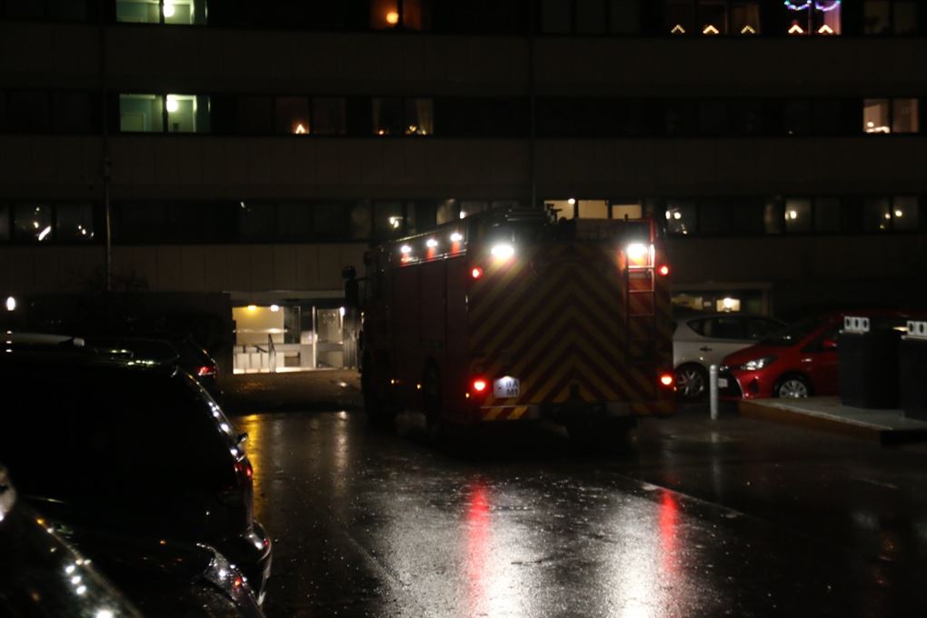 En brandbil med udrykning