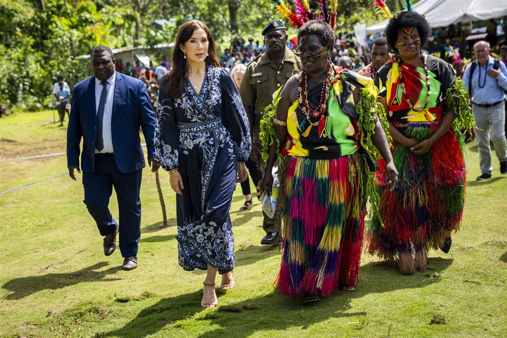 kronprinsesse mary på besøg på vanuatu 